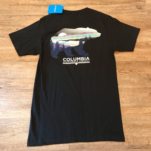 Sold- Columbia Graphic Tee Bear - Picture 6 of 8
